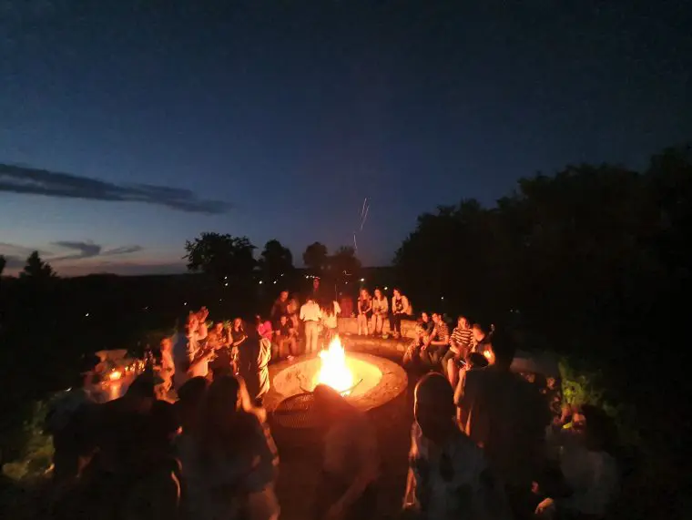 20230628_213217-760x571